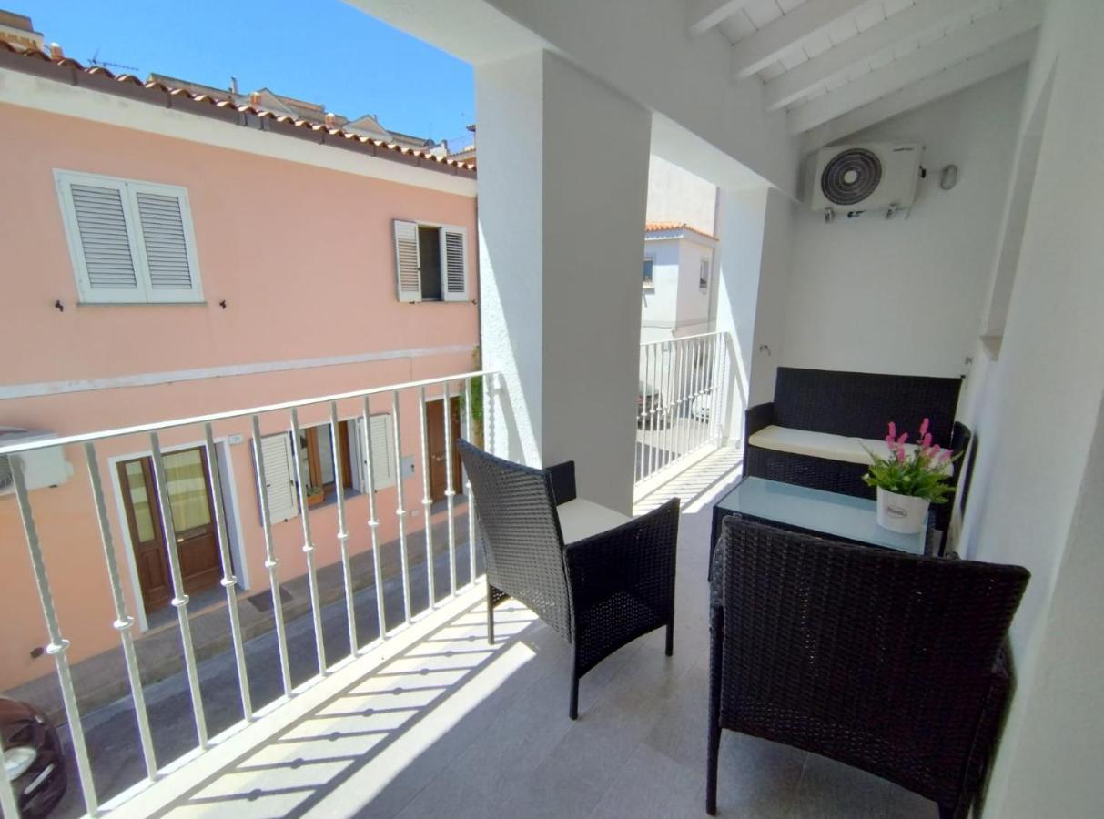 Holmann Suite & Rooms Olbia Esterno foto