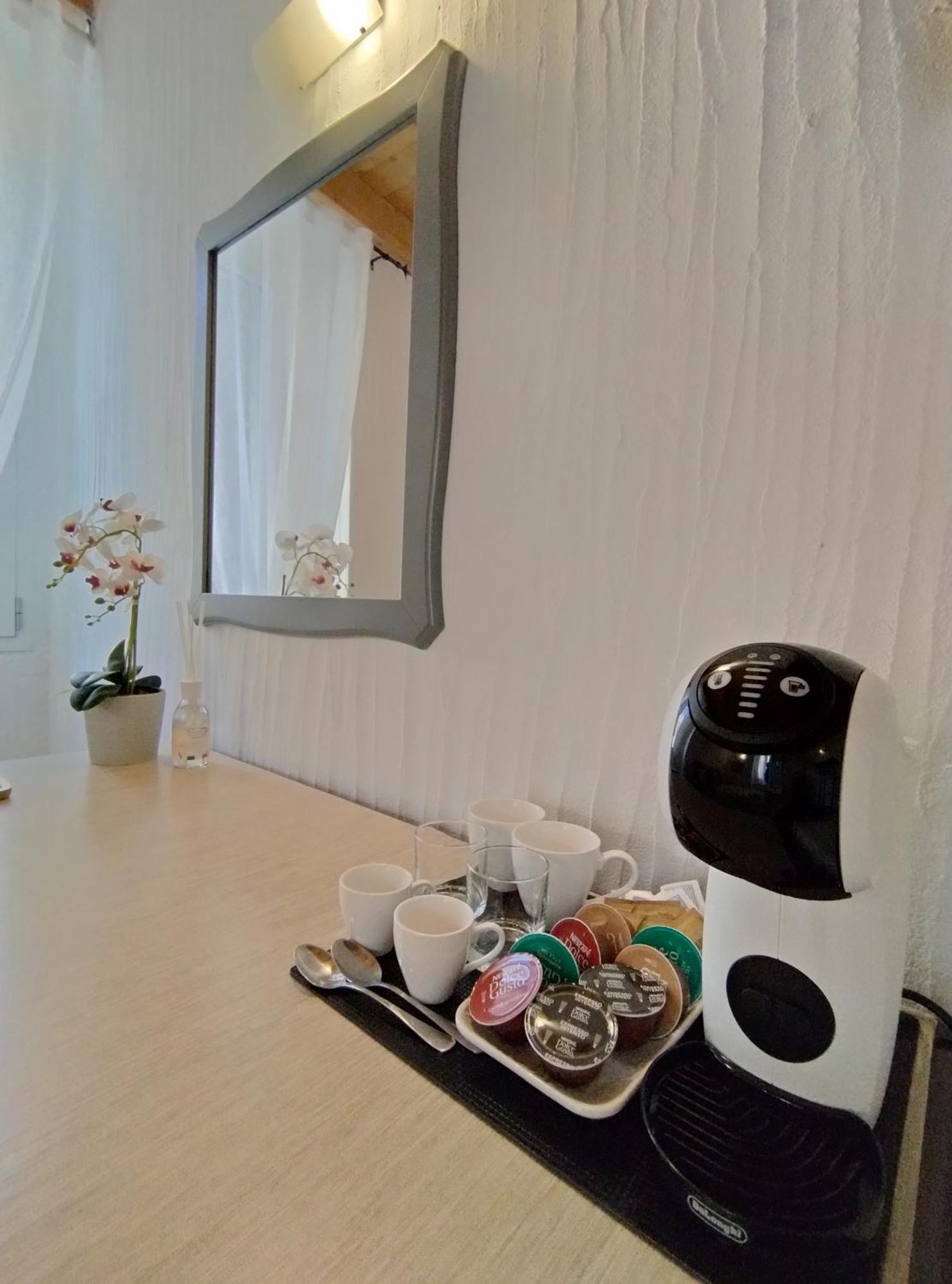 Holmann Suite & Rooms Olbia Esterno foto